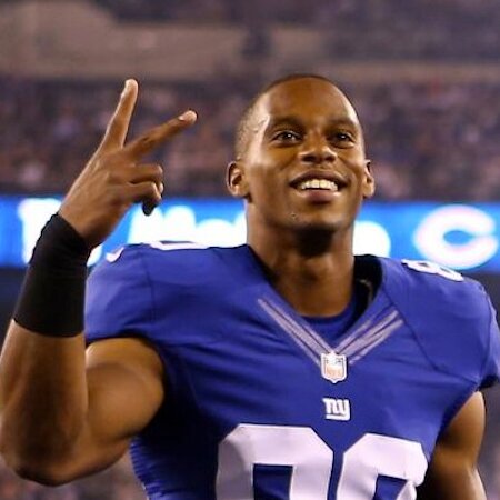 It’s All Good: Giant’s Wide Receiver Victor Cruz Tackles Bullying